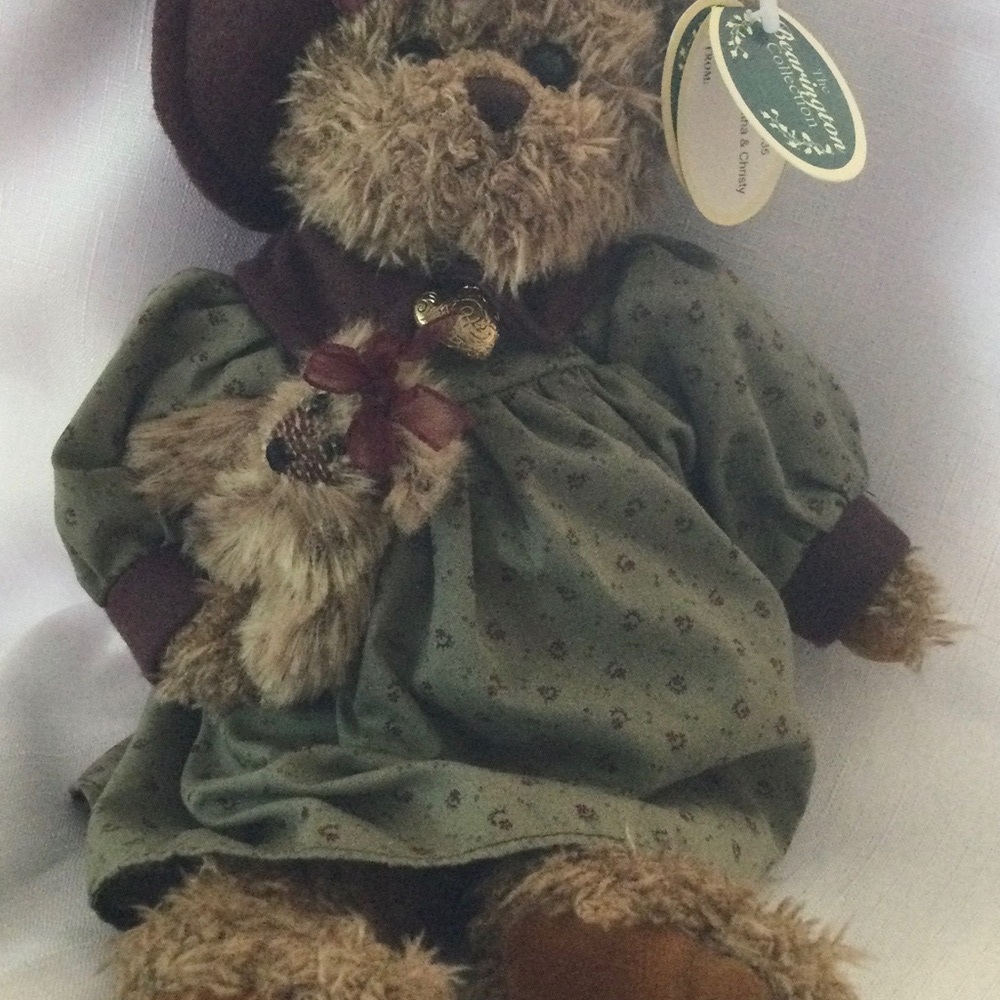 Bearington Collection Bears Agatha and Christy